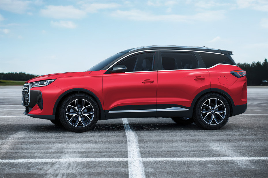 Rear Cross View of Chery  Tiggo 7