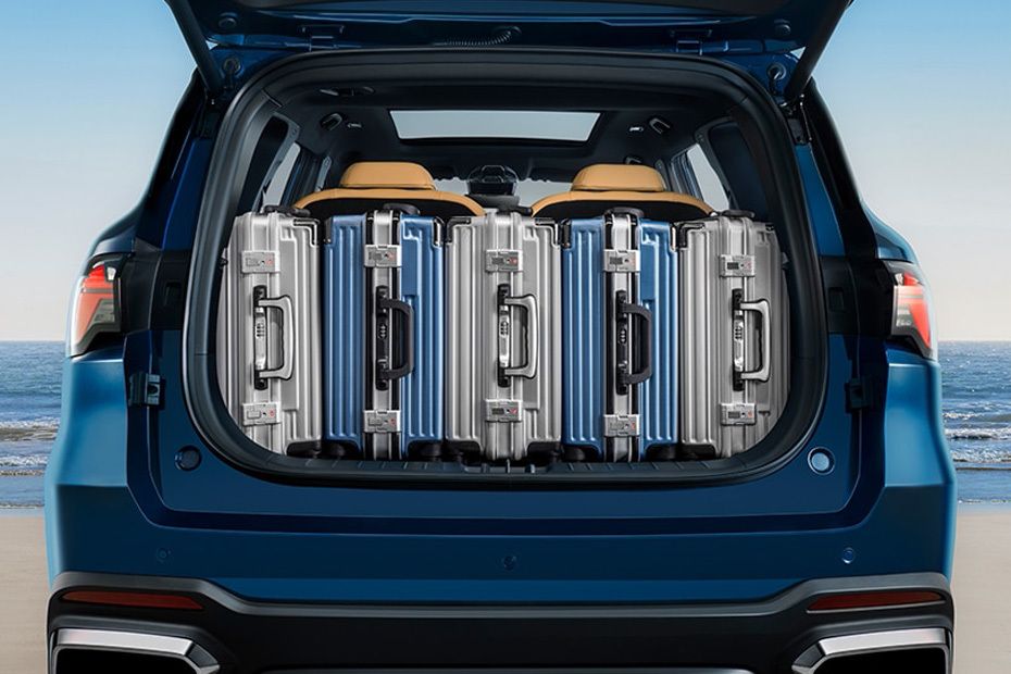 Trunk Open Closer View of Okavango