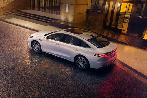 Rear Cross Side View of Geely Galaxy A7 EM-i PHEV