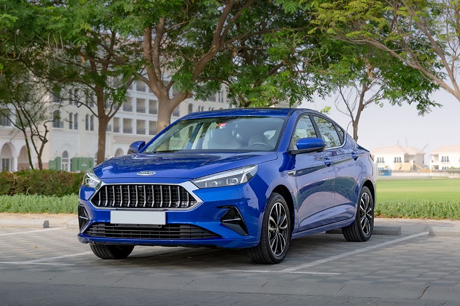 JAC J7 Front Side View