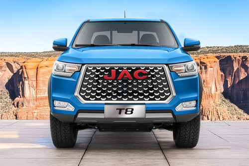 Full Front View of T8