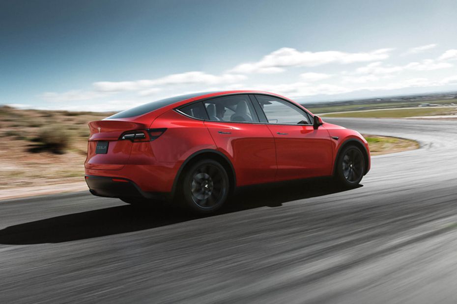 Model Y (2024-2025) Rear angle view