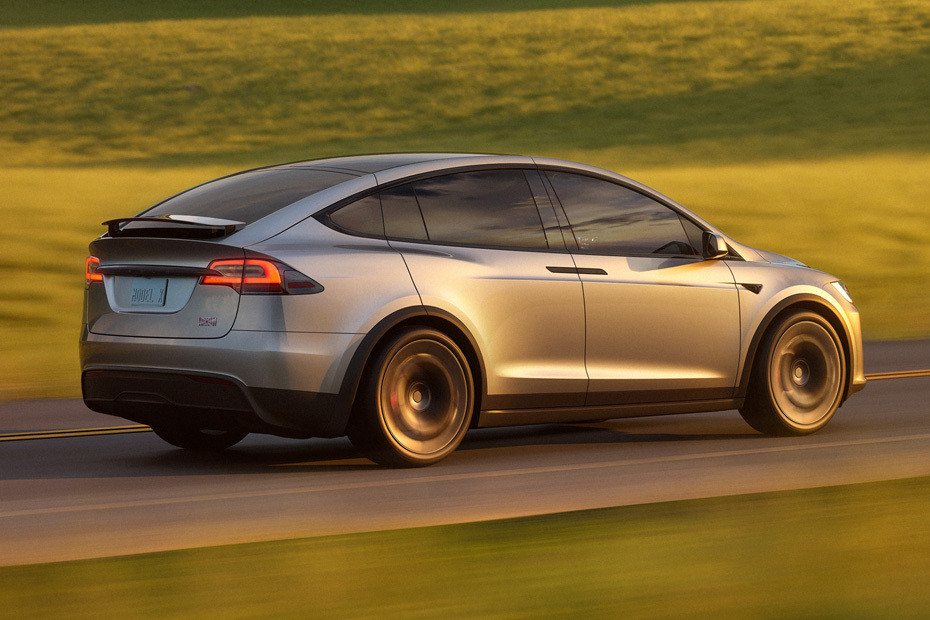 Model X Rear Medium Side View