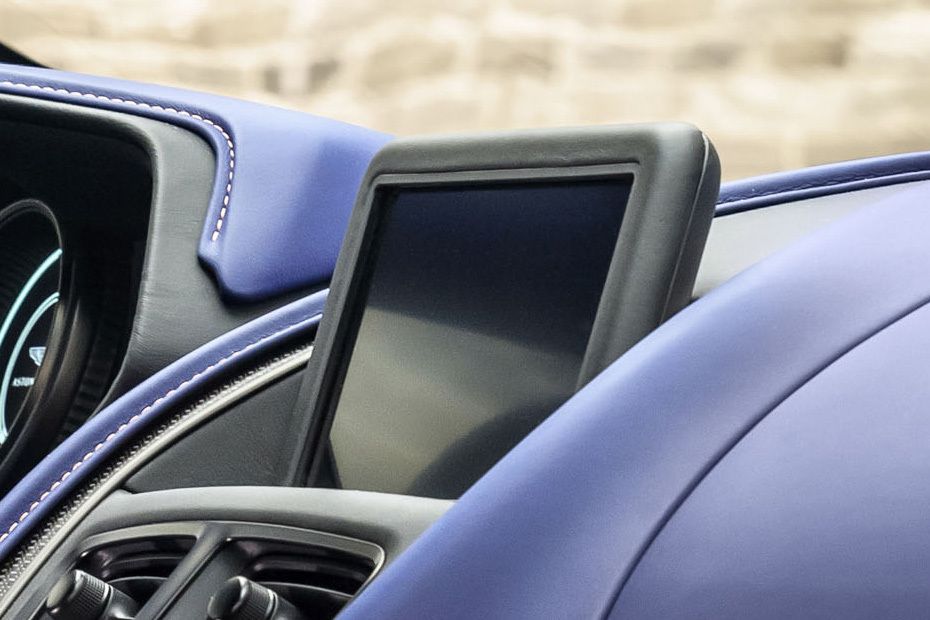 DB11 touch screen