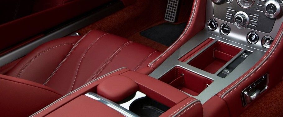 DB9 Front Center Divider