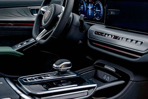 Hongqi H9 Gear Shifter