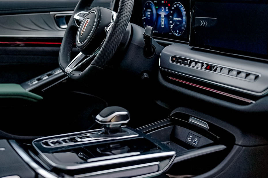 Hongqi H9 Gear Shifter