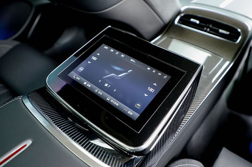 Rear Seat Entertainment of Hongqi H9