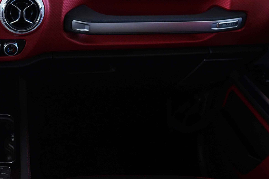 BAIC BJ40-C Glove Box