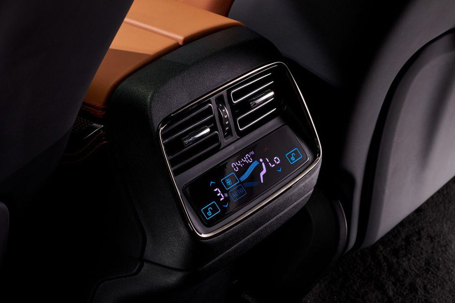 HAN Rear AC Controls