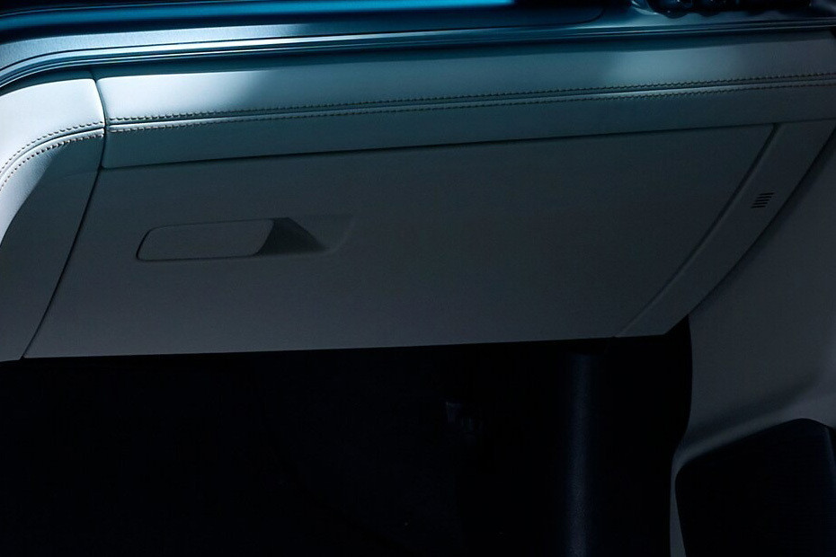 BYD Song Plus Glove Box