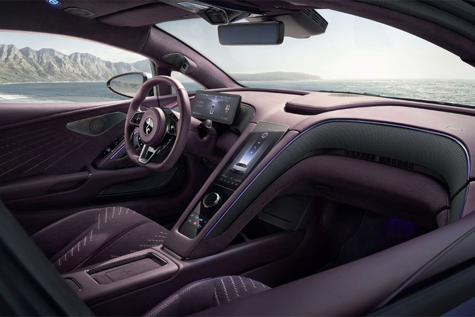 Dashboard View of Yangwang U9