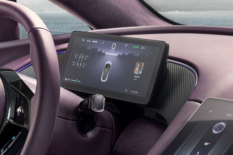 Yangwang U9 TachoMeter