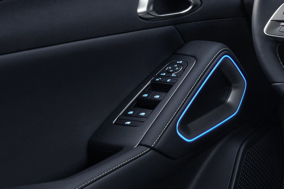 BYD ATTO 2 Drivers Side In Side Door Controls