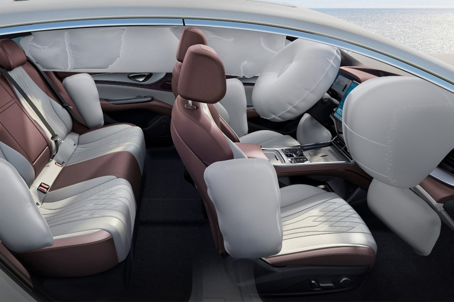 BYD Atto 8 AirBags View