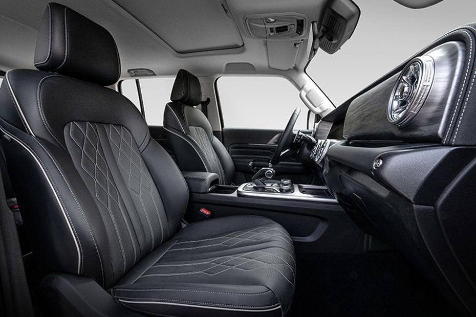 300 Front Seats