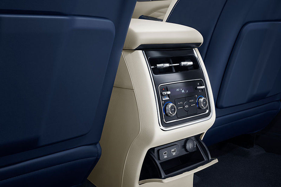 500 Rear AC Controls