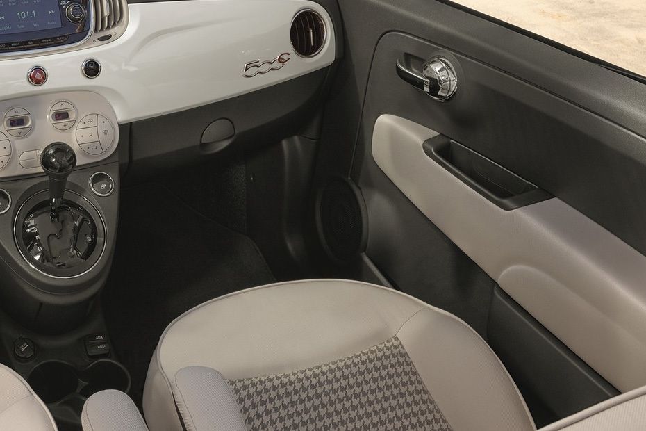 Fiat 500C Glove Box