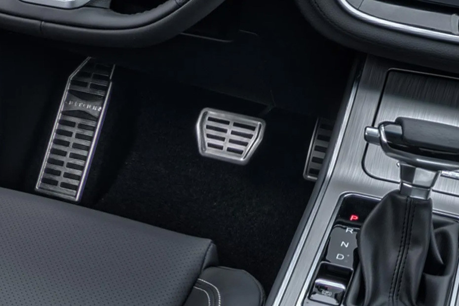 X70 FL Richbrook Competition Foot Pedal Set