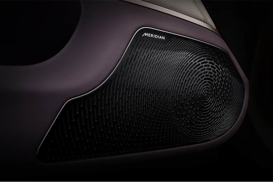 Speakers View of AVATR 11