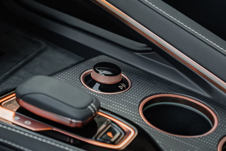 Center Controls of ZEEKR 001