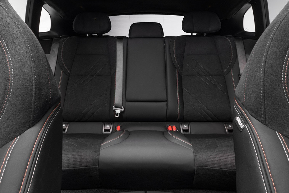 ZEEKR 001 Rear Seats
