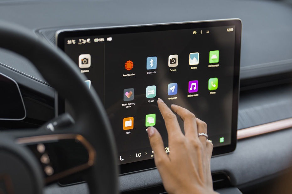 001 touch screen