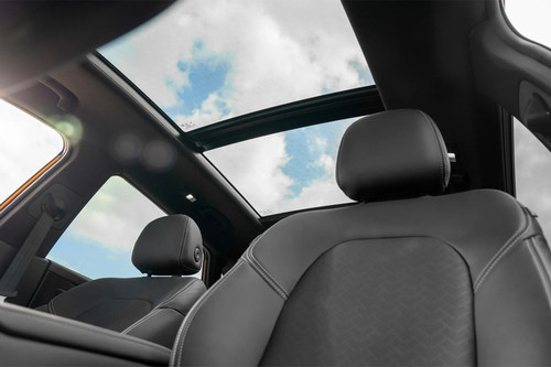 VF8 Front Seats