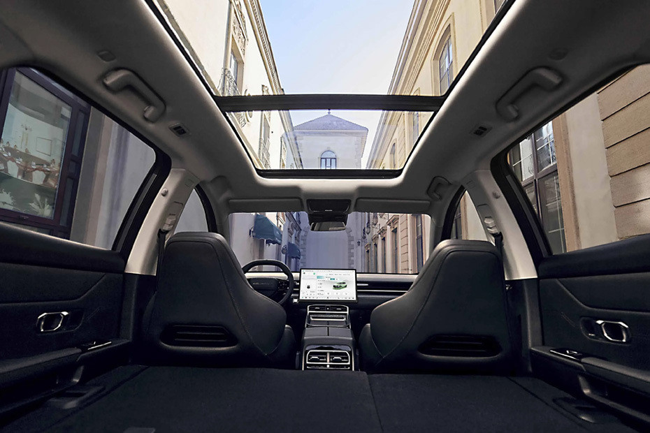 Folding Seats of SOUEAST S06