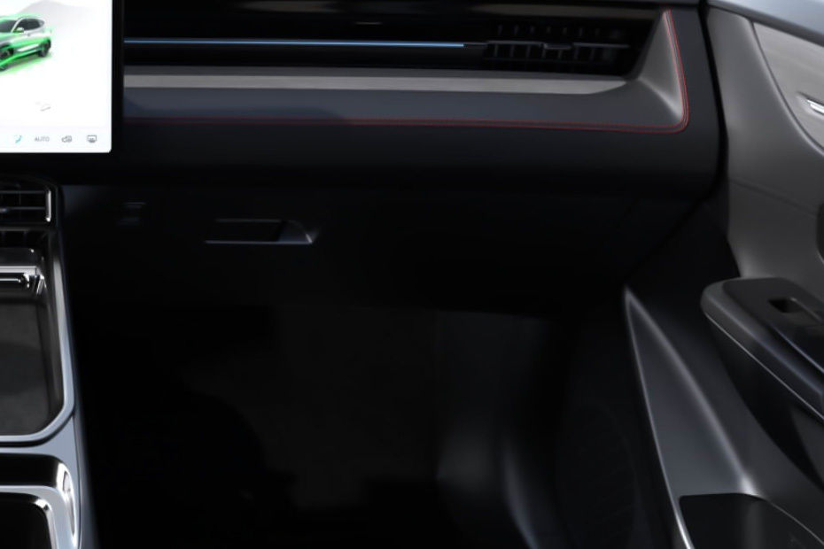 SOUEAST S06 Glove Box