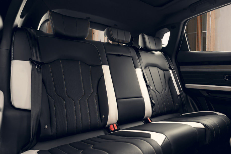 SOUEAST S06 Rear Seats