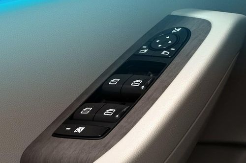 SERES SF  Driver's Side View Door Open