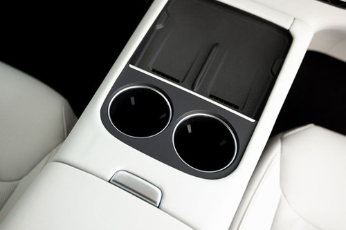 G6 Cup Holders