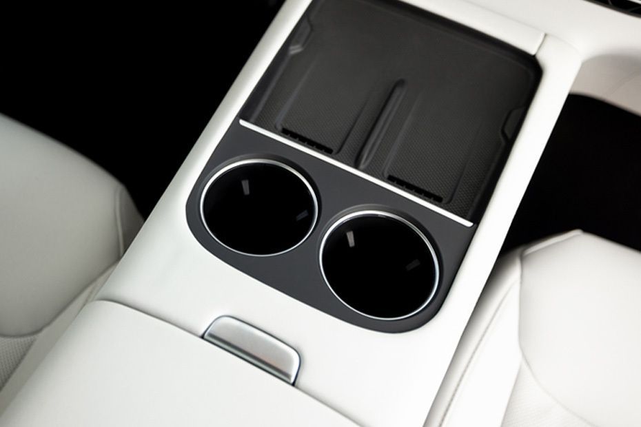 G6 Cup Holders