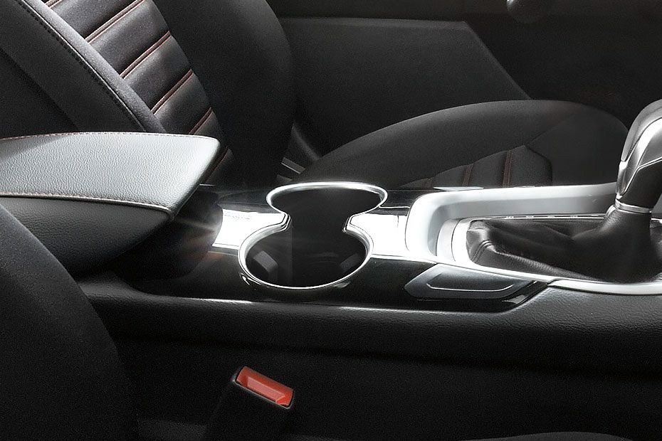 Fusion Front Center Divider