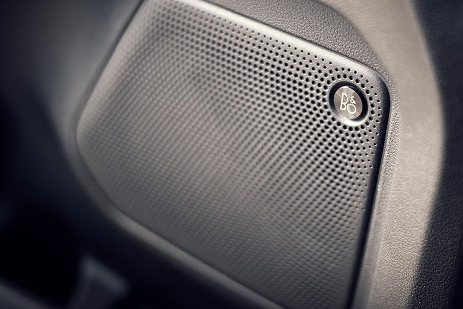 Speakers View of Ford Escape (2022-2022)