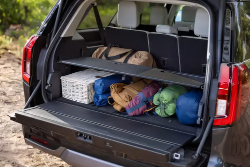 Storage Closer View of Ford Expedition