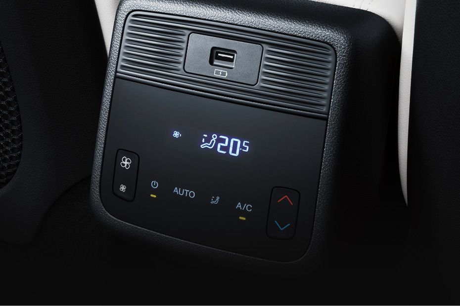 VX (2023-2024) Rear AC Controls