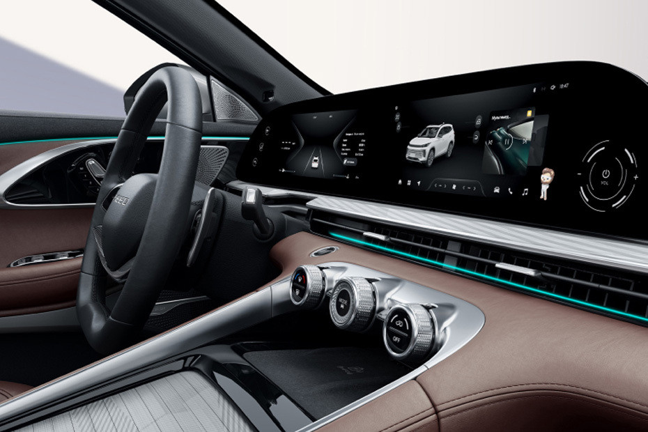 Front AC Controls of EXEED TXL