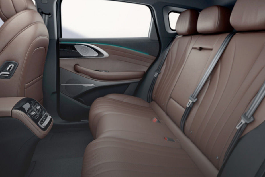 EXEED TXL Rear Seats