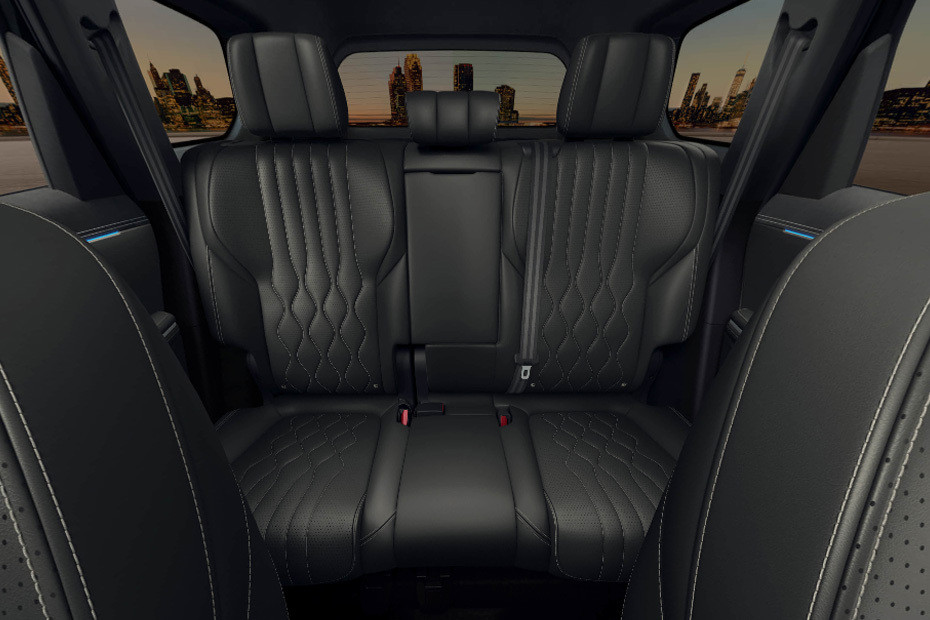 EXEED VX Rear Seats