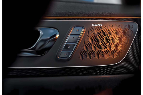 Speakers View of EXEED LX