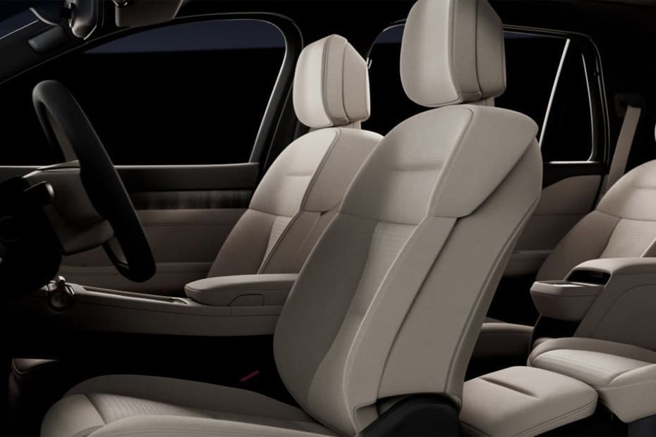EL8 Front Seats