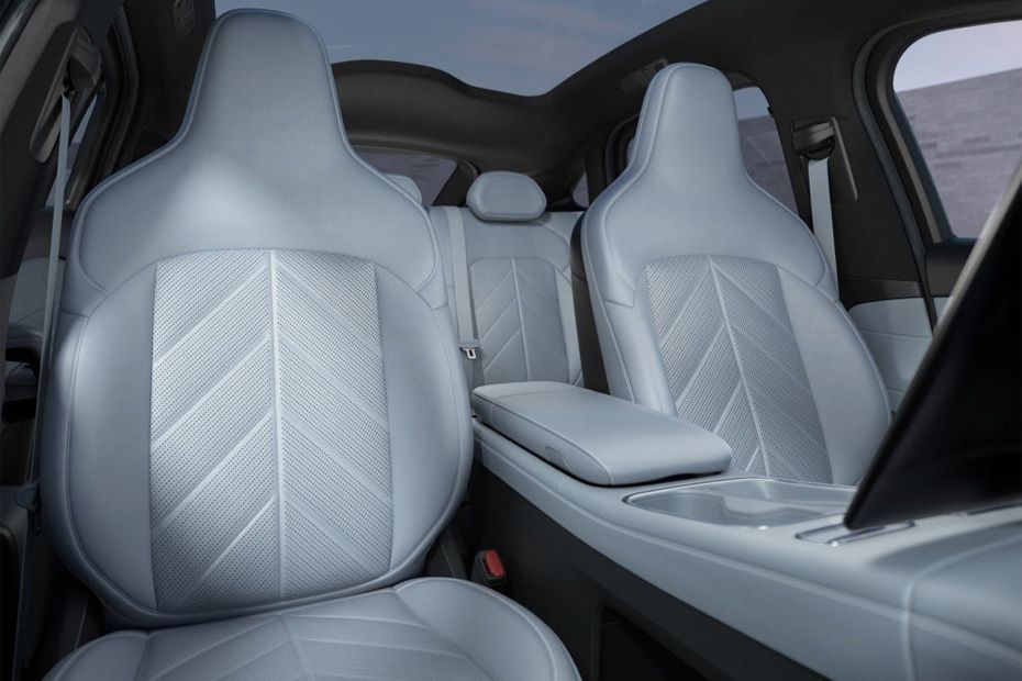 EC6 Front Seats