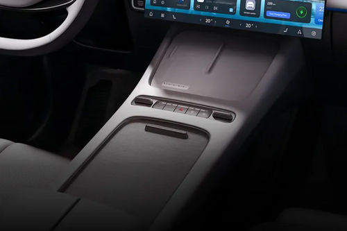 Center Controls of OMODA C7