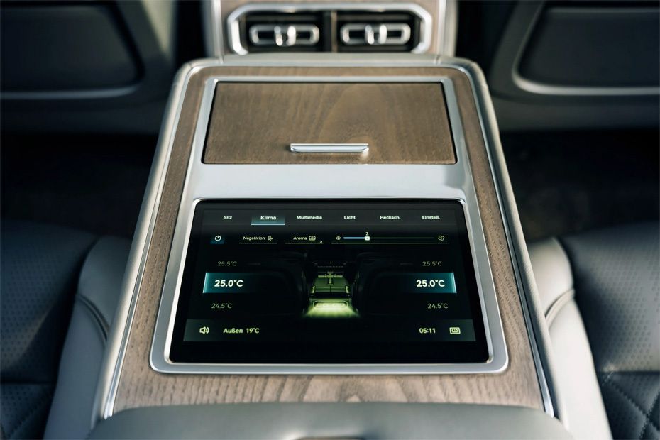 Center Controls of MHERO 1