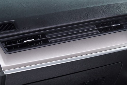 Front AC Controls of NETA V