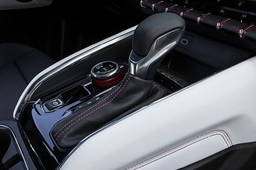 GMC Canyon Gear Shifter