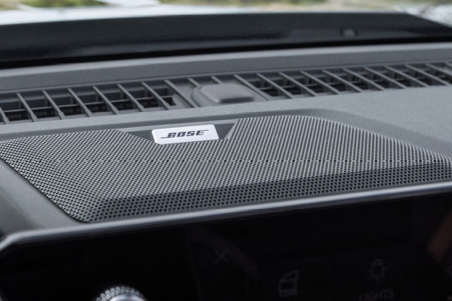 Speakers View of GMC Canyon