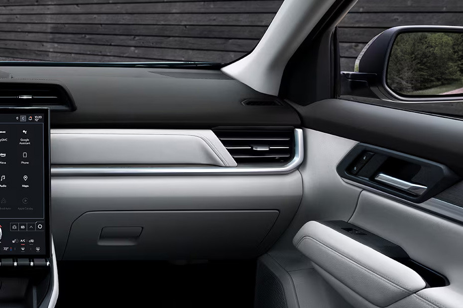 Terrain Front Side Ac Vents